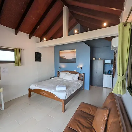 Moonhut Bungalows-2