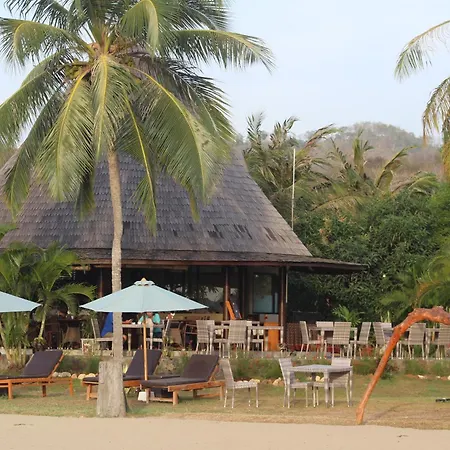 Luwansa Beach Hotel-2