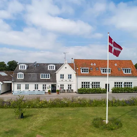 Rodvig Kro Og Badehotel-3