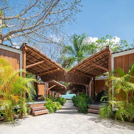 Casa Aakal Lagoon Front-3