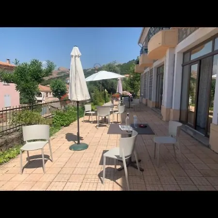 Hotel Les Calanques-2
