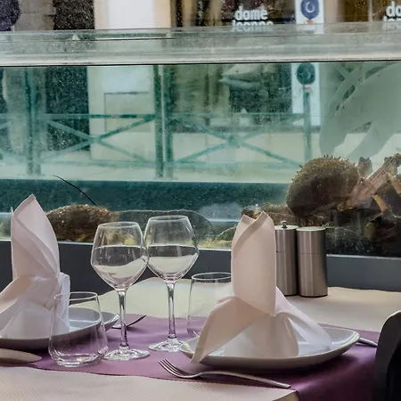 Logis Hotel Les Chardons Bleus Restaurant Le Bistrot De La Mer-2