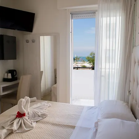 Hotel Abc-2