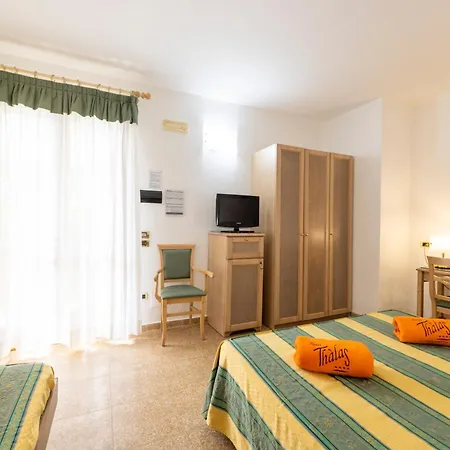 Hotel Thàlas Club-3