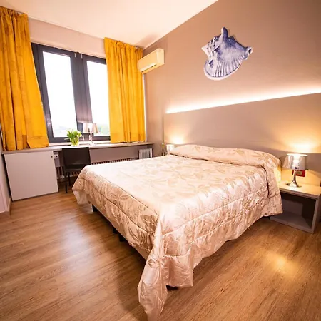 Hotel Italia Di Lerici-2