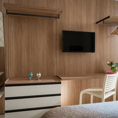 Hotel Calypso- Rimini Marina Centro-3