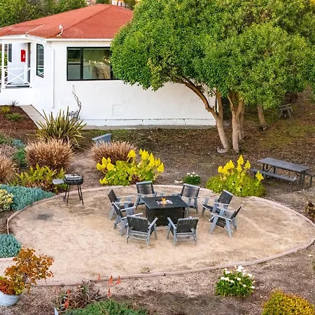Tides Oceanview Inn And Cottages-2