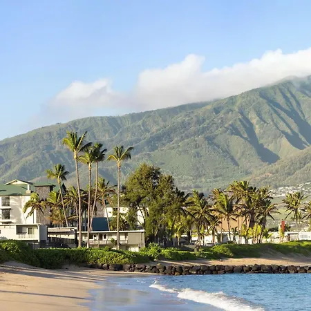Hampton Inn & Suites Maui North Shore-3