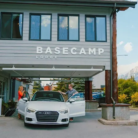 Basecamp Lodge Canmore-2