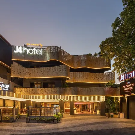 J4 Hotels Legian-2