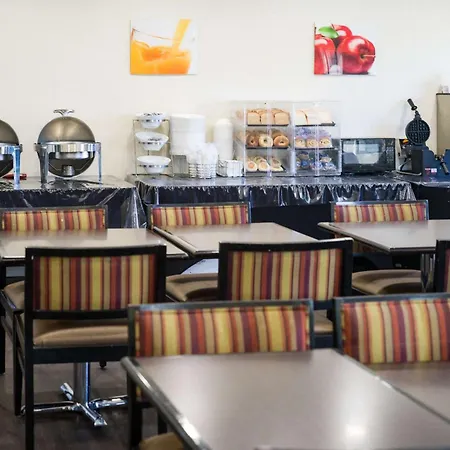 Quality Inn & Suites Camarillo-Oxnard-2