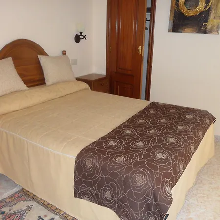 Hotel Avenida Baiona-3