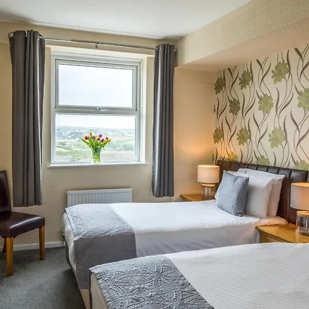 Pentire Newquay Cornwall Hotel-3