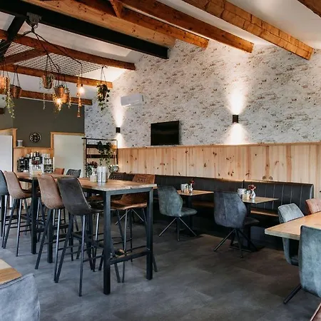 Hotel & Lodges Erve Bruggert-2
