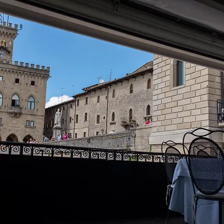 Hotel Titano-2