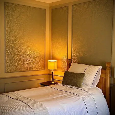 Farr Bay Inn-3