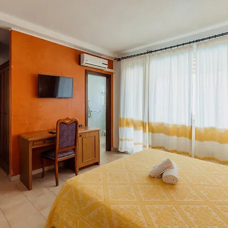 Hotel Malaspina-2