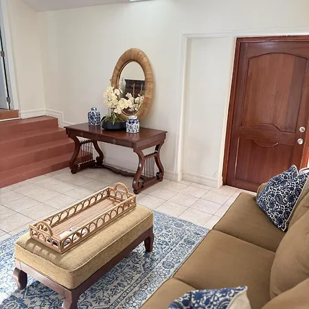 Grand Turk Inn-2