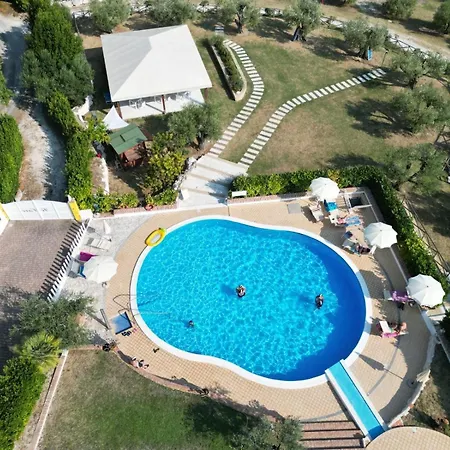 Hotel Le Cave-2