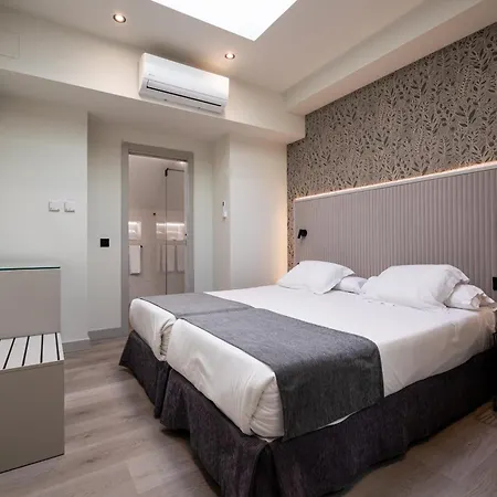 Atarazanas Malaga Boutique Hotel-3