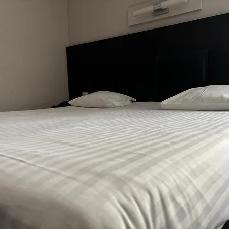 Hotel La Louve-2