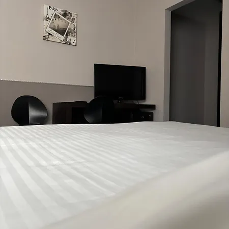 Hotel La Louve-3