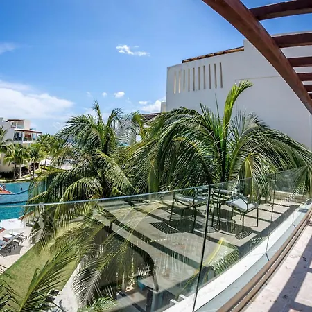 The Elements Oceanfront & Beachside Condo Hotel-2