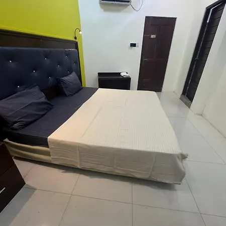 Metro City Hotel-2