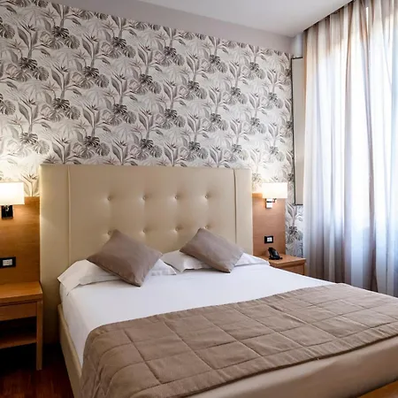 Hotel Accademia-2