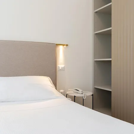 Hotel Majestic-2