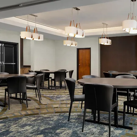 Courtyard By Marriott Paso Robles-3
