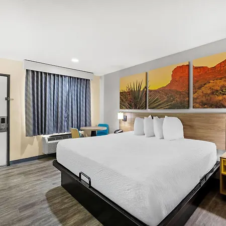 Days Inn By Wyndham Tucson Airport-3