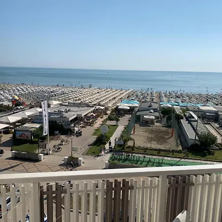 Hotel B&B ViaMare Milano Marittima-3
