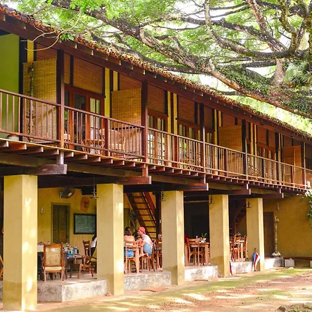 Dunes Unawatuna Hotel-3