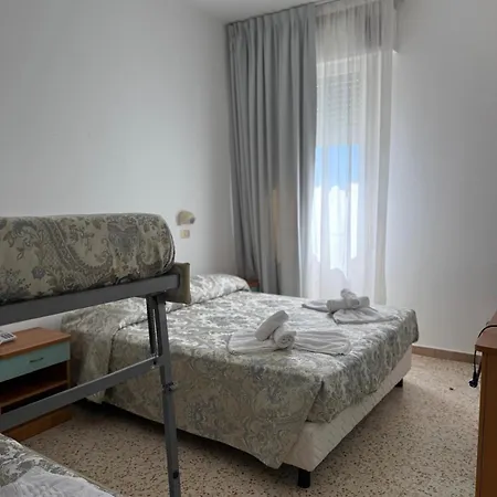 Hotel Spiaggia Villa Paola-2