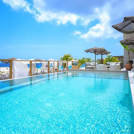 Art Hotel Curacao - Luxury Adults Only-2