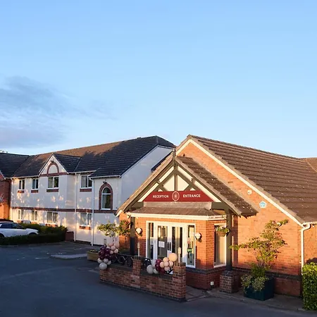 Hotel Wrexham-3