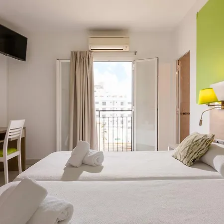 Hostal Marí-2