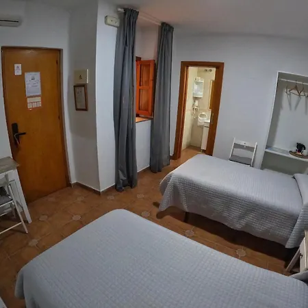 Hostal Canalejas-3