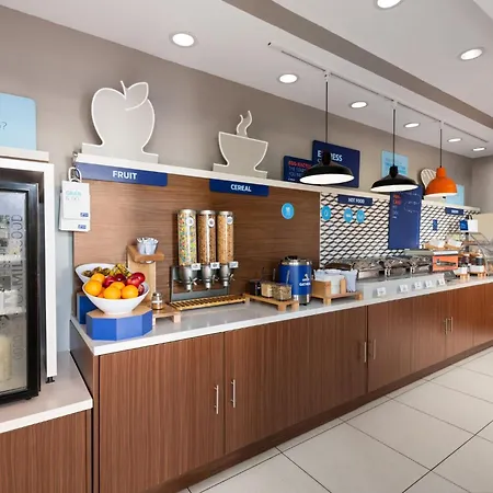 Holiday Inn Express & Suites Boynton Beach By Ihg-3