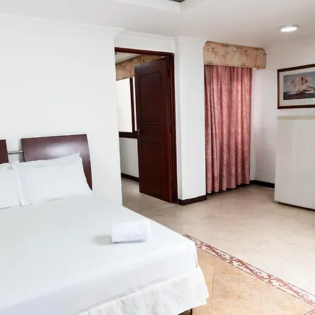 Hotel Plaza Las Américas Cali-3