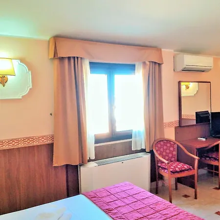 Hotel Riviera Fiumicino-3