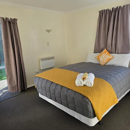 Greymouth Kiwi Holiday Park & Motels-3