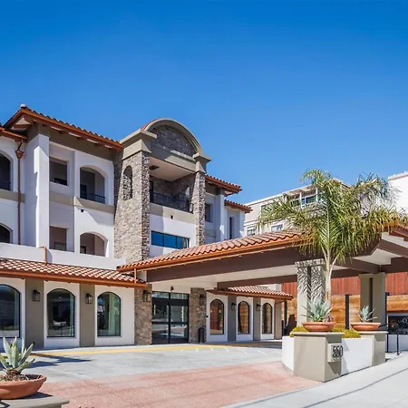 La Quinta Inn & Suites By Wyndham Santa Cruz-3