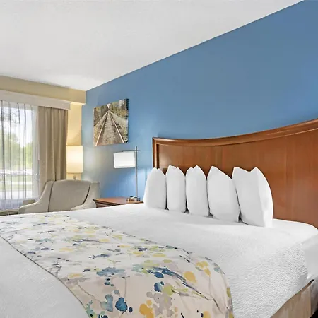 Best Western Inn & Suites Monroe-2