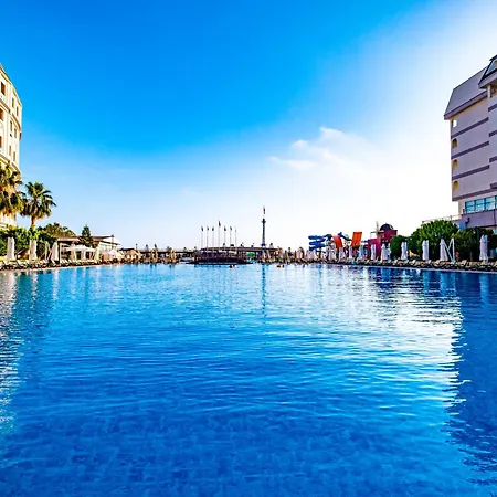 Grand Cortez Halal Family Hotel-2