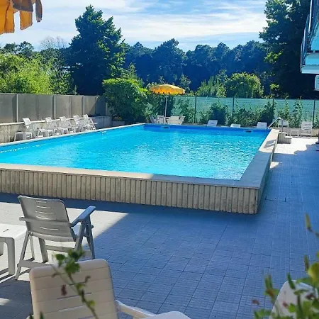 B&B Promenade Hotel Simple con Piscina-2