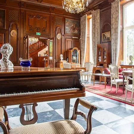 Chateau Hotel Du Colombier-3