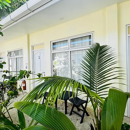 Three Hearts Guesthouse And Villas-2