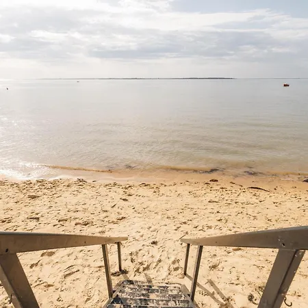 Beach Hotel - Le Grand Chalet-3